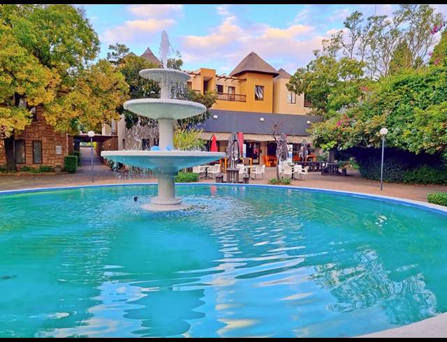 2 bed property to rent in JUKSKEI PARK